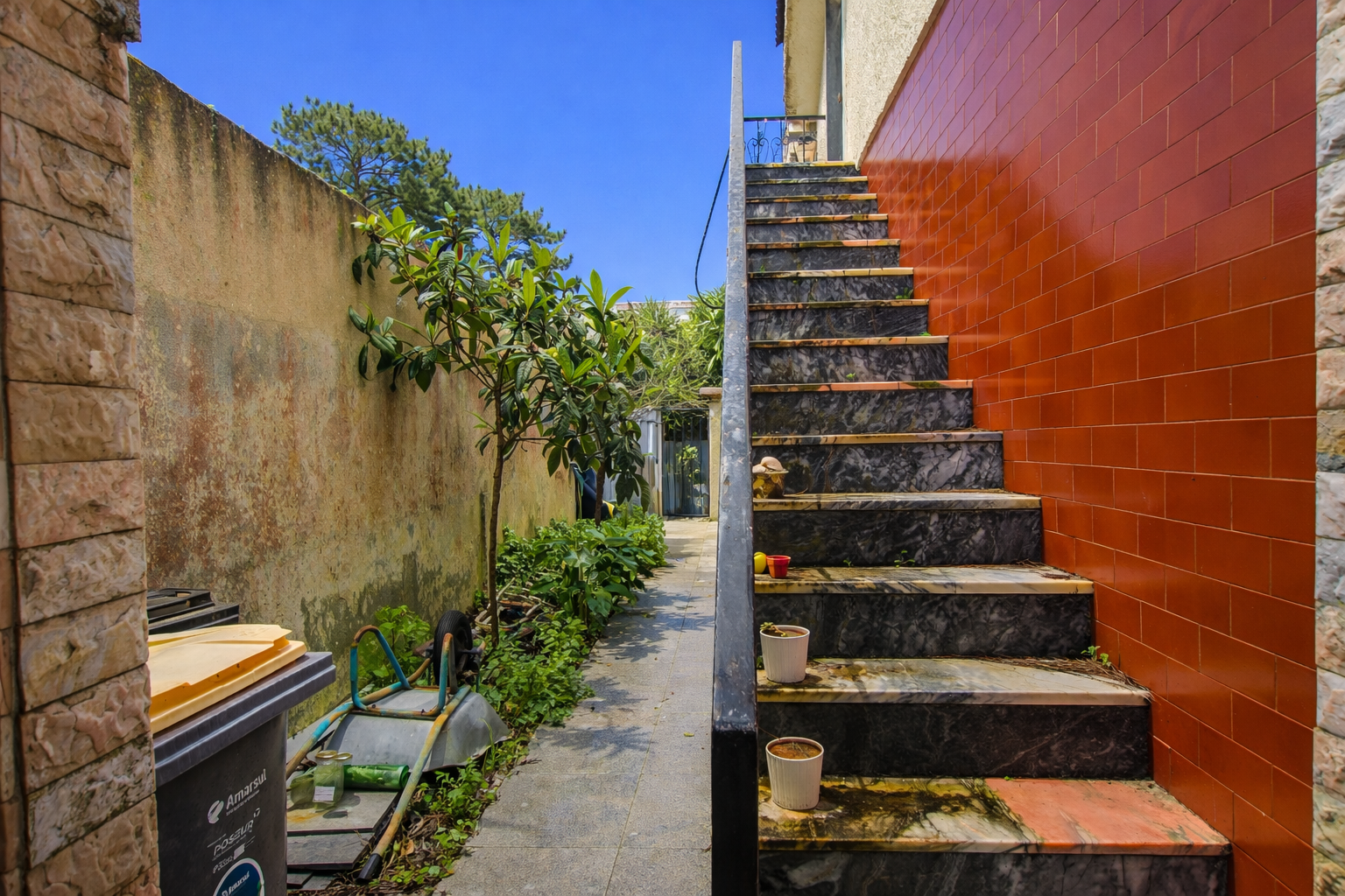 Moradia independente à venda na Avenida do Mar, 172 — 11