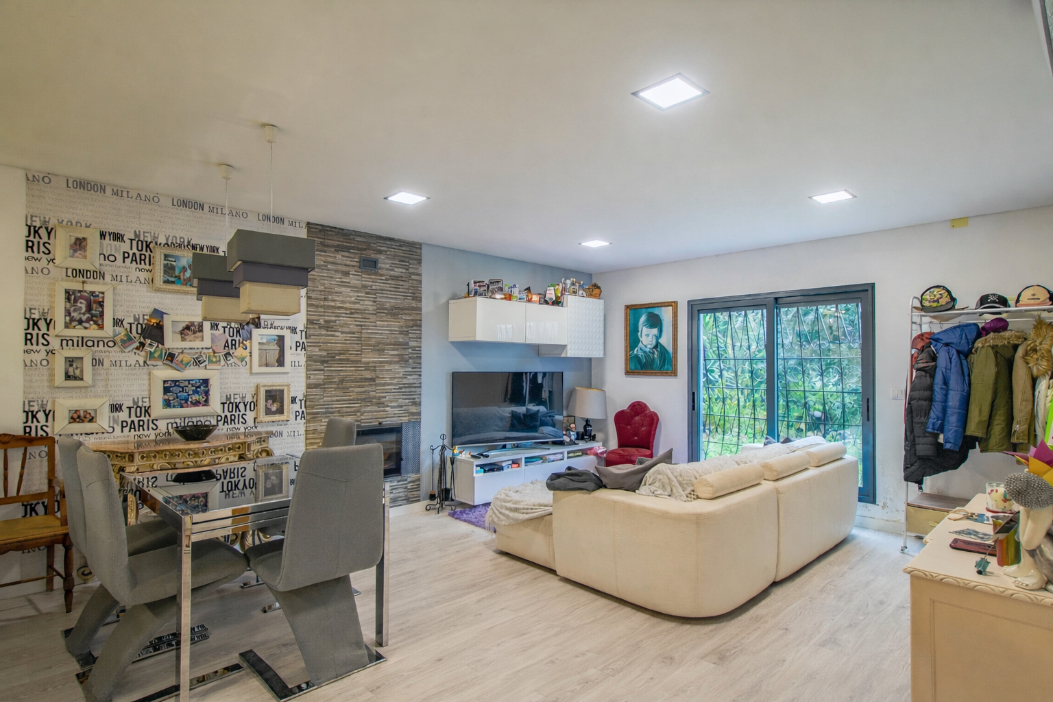 Moradia independente à venda na Avenida do Mar, 172 — 17