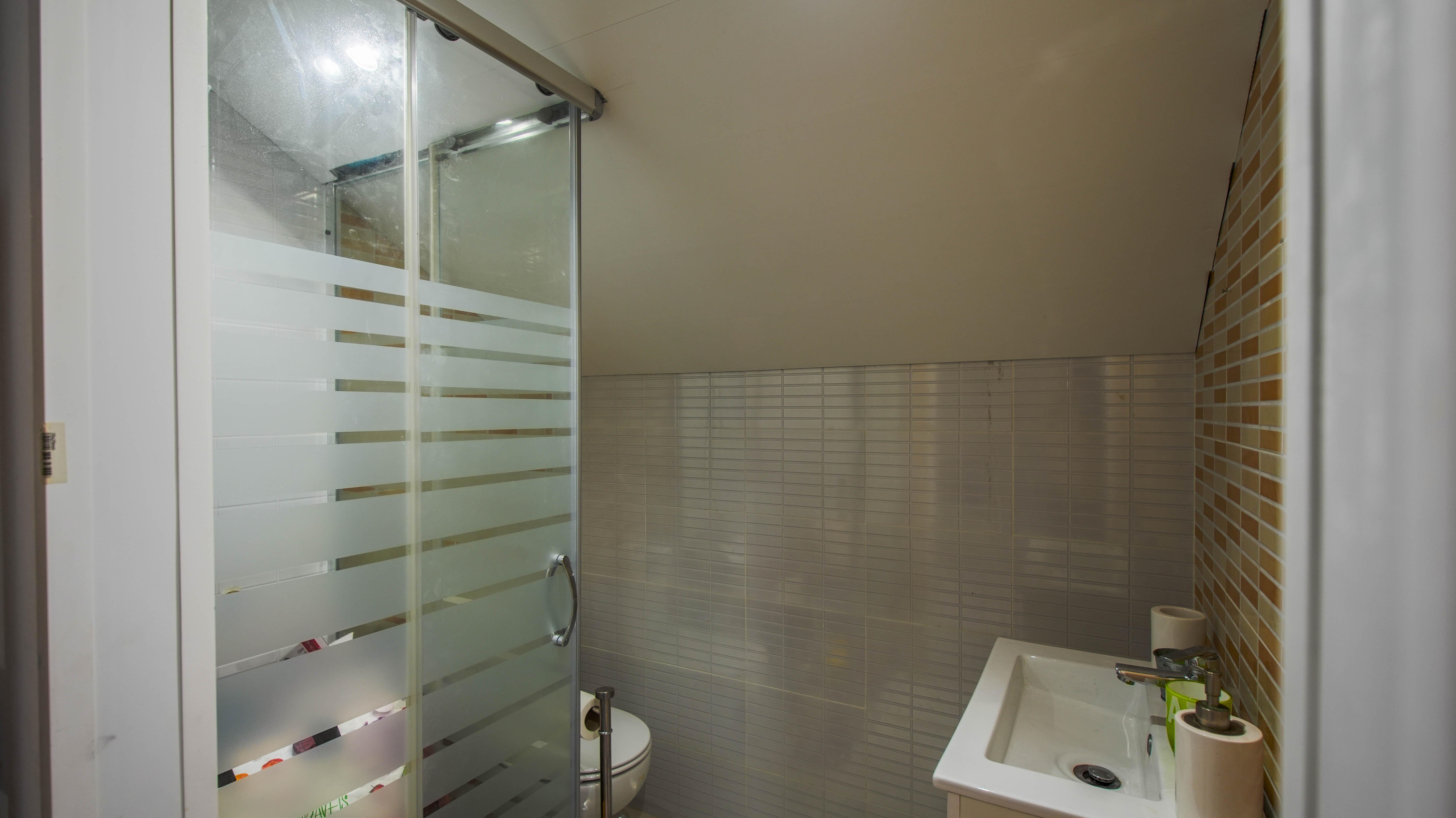 Moradia independente à venda na Avenida do Mar, 172 — 26