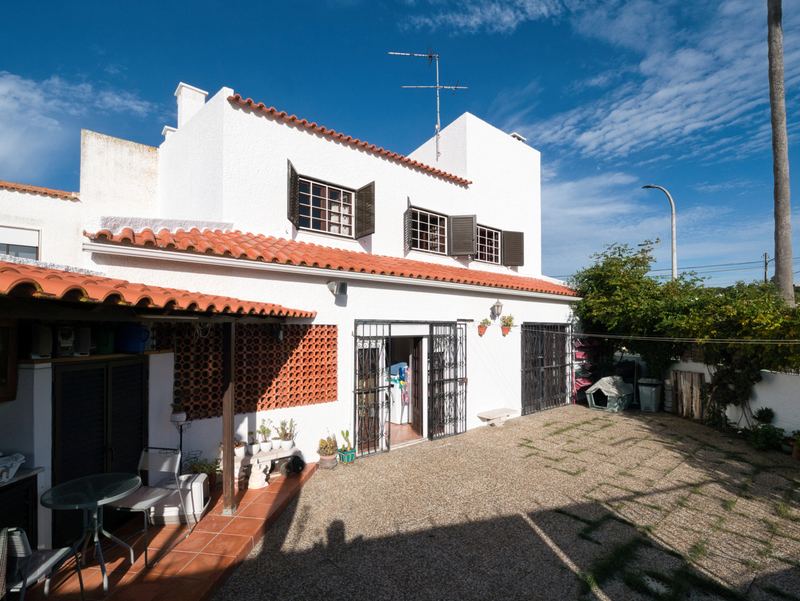 Moradia em banda no Barreiro — 27