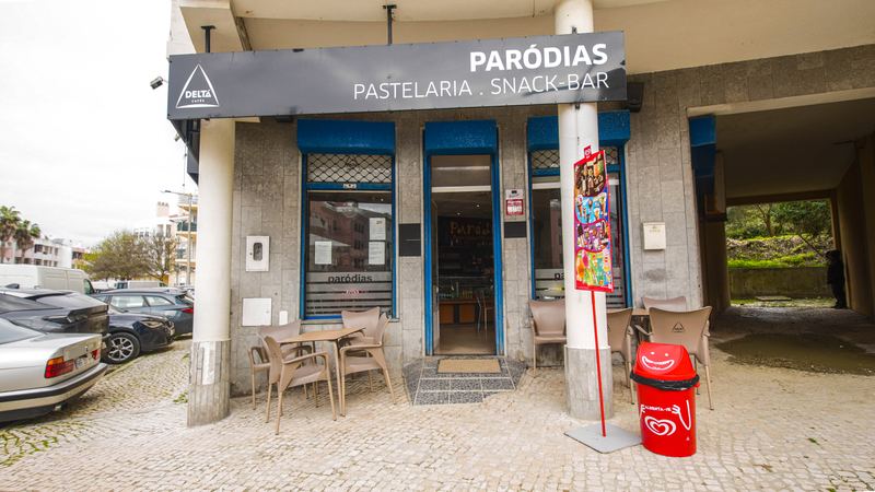 Café para venda em Santo António da Caparica — 4