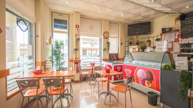Café para venda em Santo António da Caparica — 9