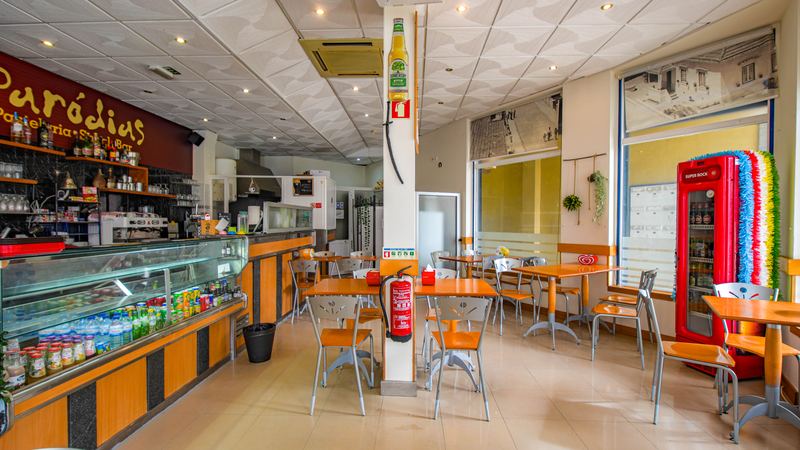 Café para venda em Santo António da Caparica — 12