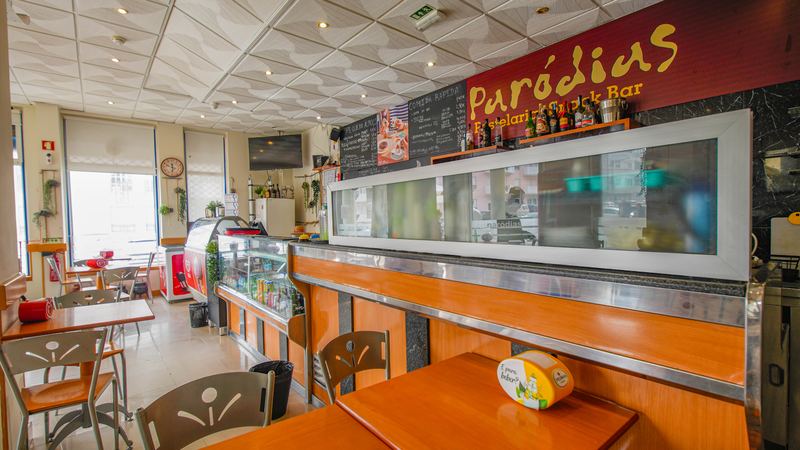 Café para venda em Santo António da Caparica — 22