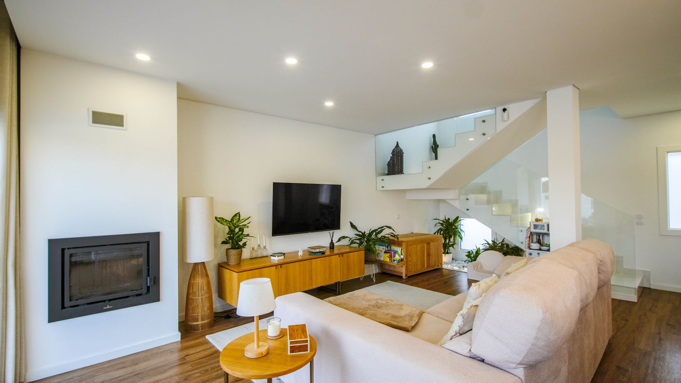 Moradia T3+1 de Luxo COMO NOVA com Piscina — 1