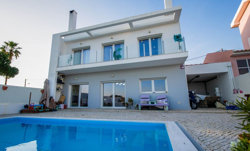Moradia T3+1 de Luxo COMO NOVA com Piscina — 34