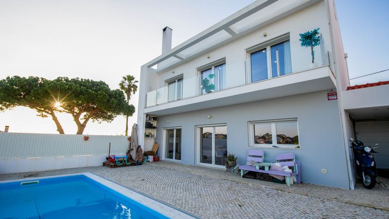 Moradia T3+1 de Luxo COMO NOVA com Piscina — 24