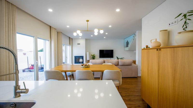 Moradia T3+1 de Luxo COMO NOVA com Piscina — 10