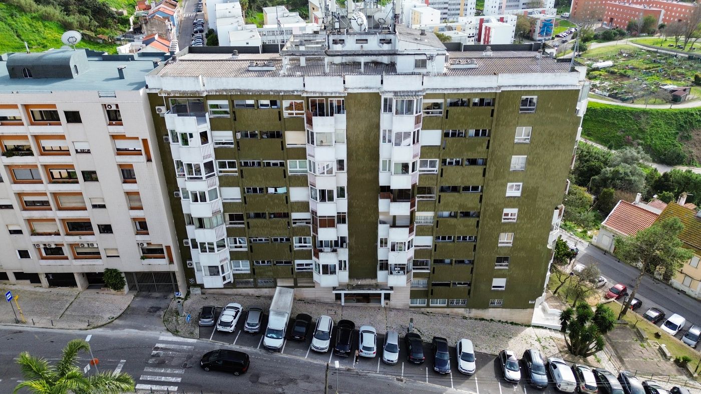 T1 em Campolide  — 1